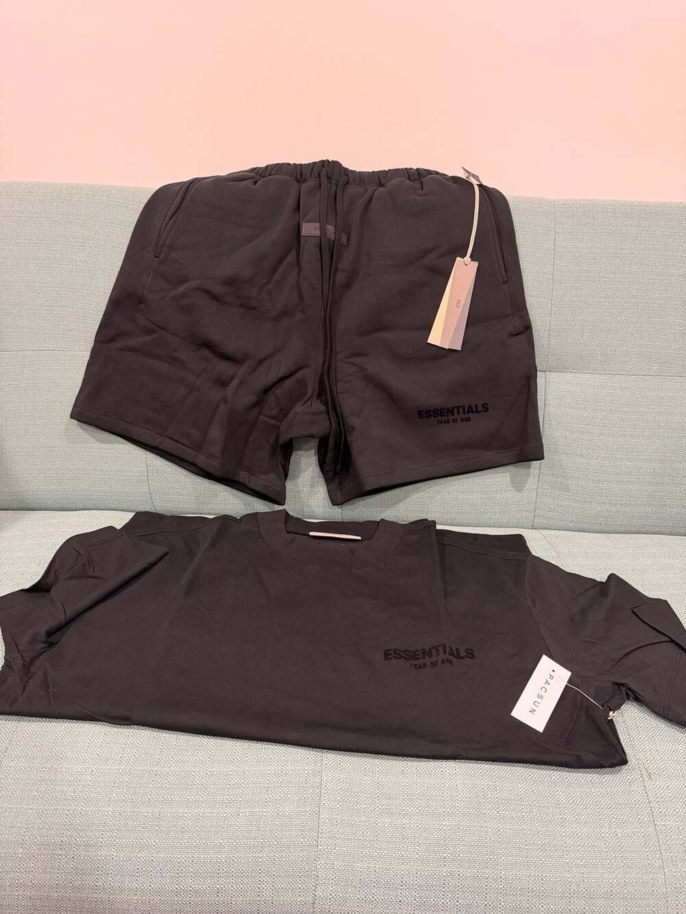Fear of God Essentials T-Shirt and Sweatshorts Set - Stretch Limo